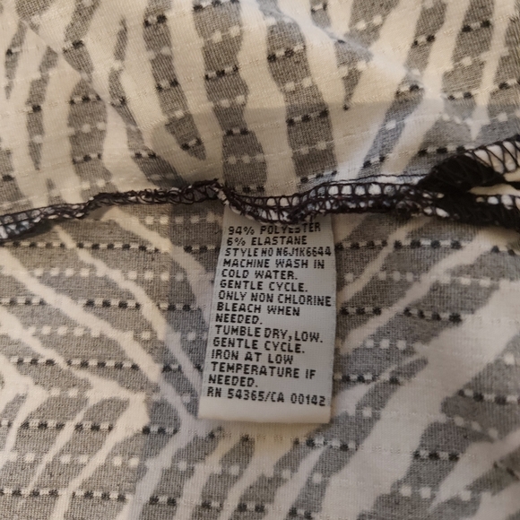 Top / blouse - Picture 3 of 3